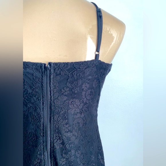 Black Lace Dress - Picture 4 of 4